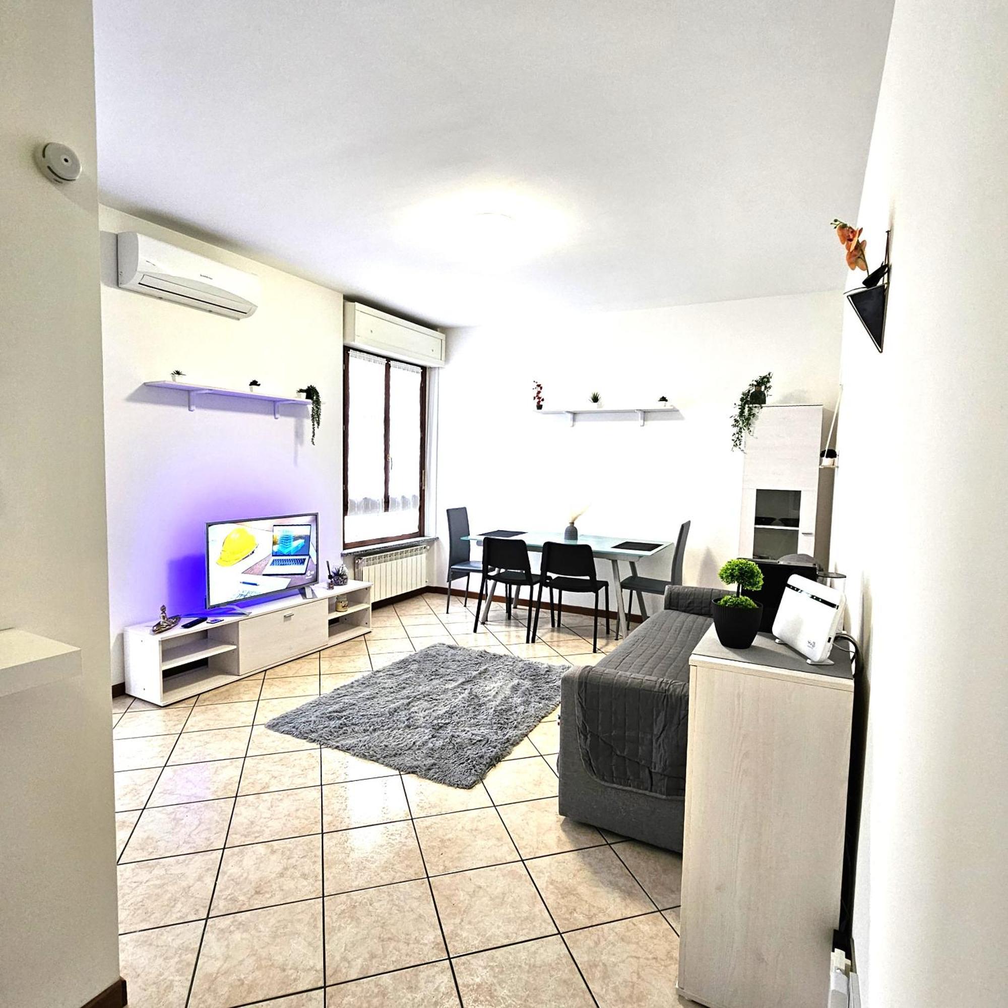 Appartamento Moderno Gallarate Eksteriør billede