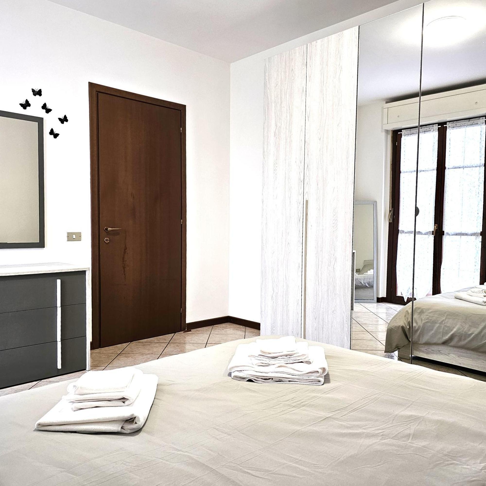 Appartamento Moderno Gallarate Eksteriør billede