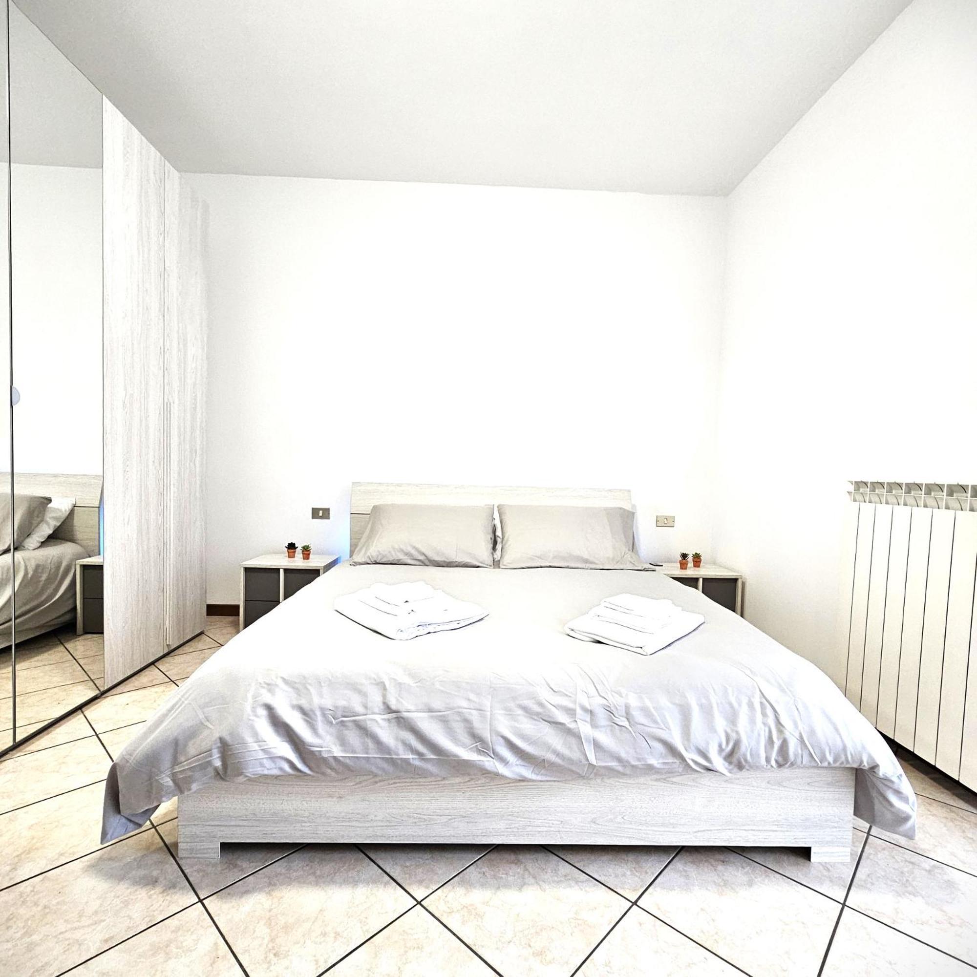 Appartamento Moderno Gallarate Eksteriør billede