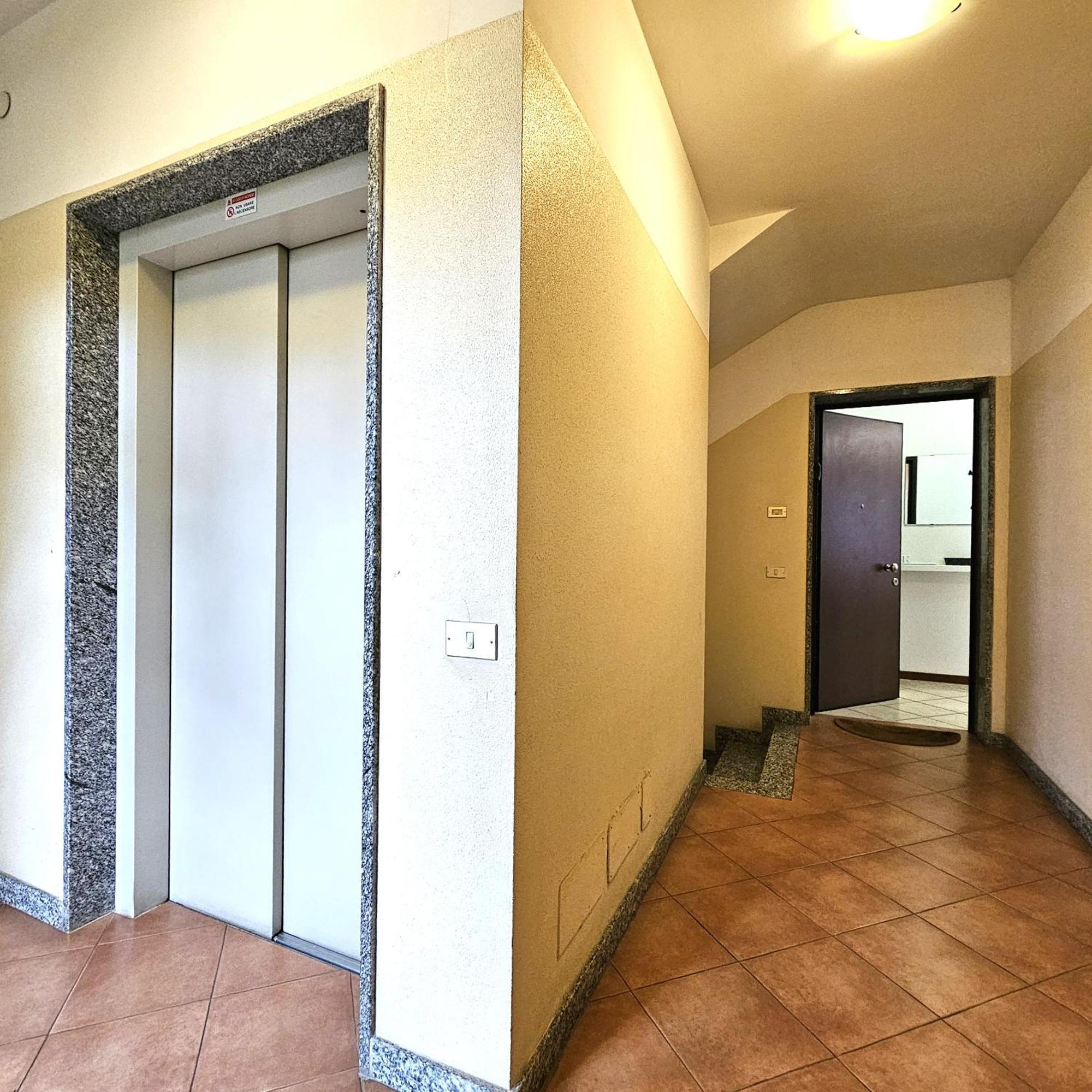 Appartamento Moderno Gallarate Eksteriør billede